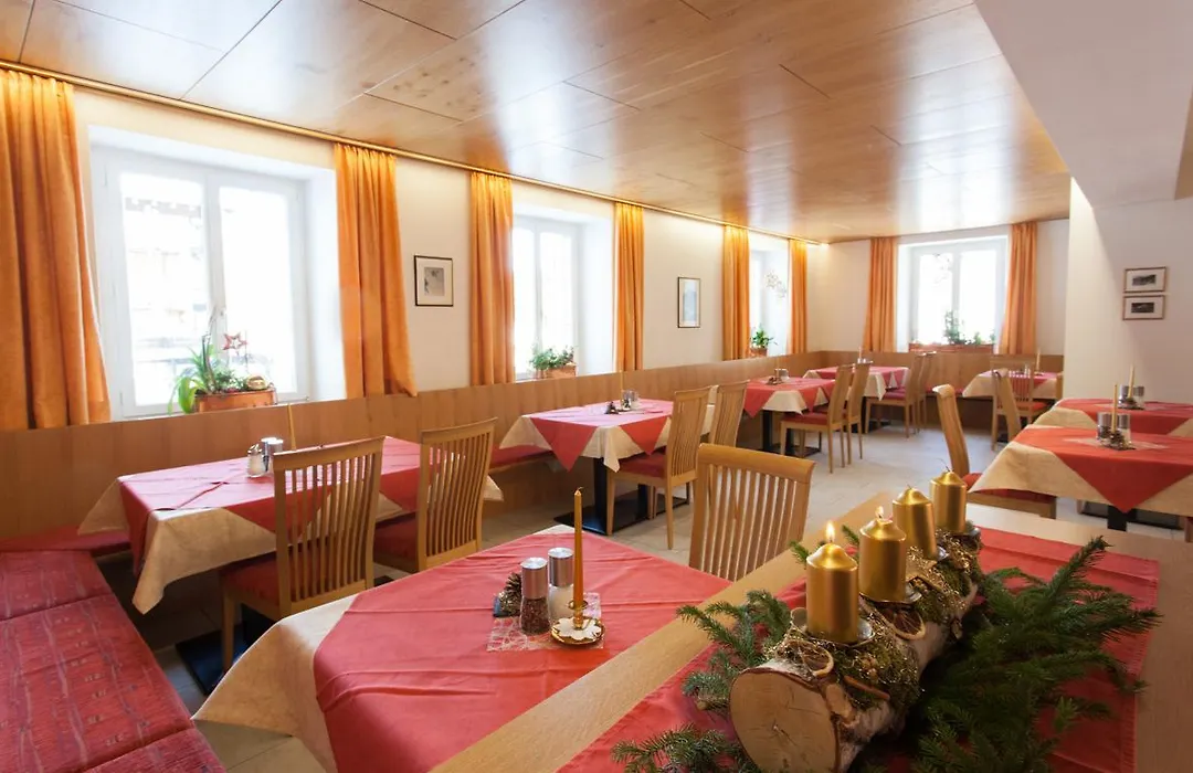 Pension Edelweiss - Bergdorf Gargellen 1423m - Park, Sleep&Hike-1